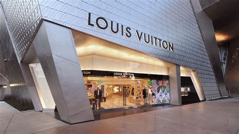 louis vutton store near me|louis vuitton las vegas nv.